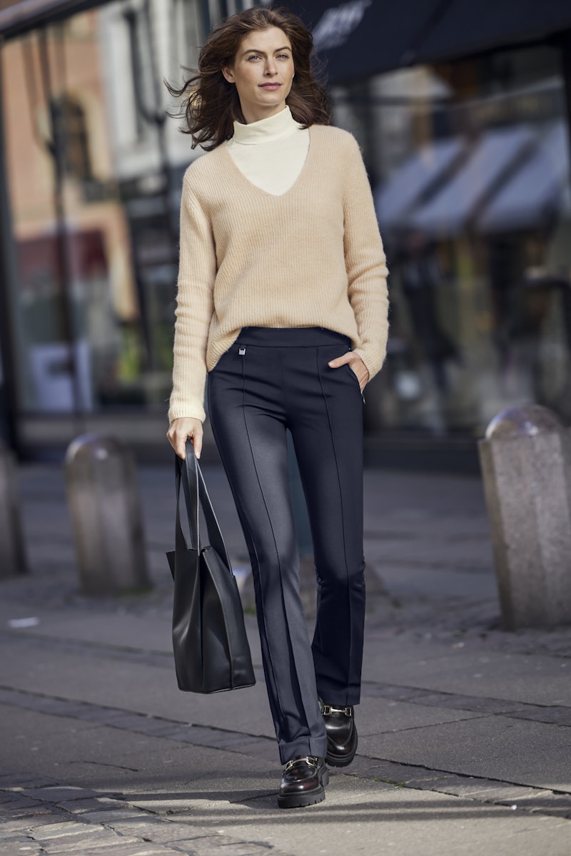 BRAX_fall_winter_2023_medium_DOB_Prospekt_S3_003